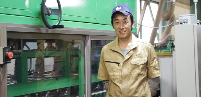 製造職(床材の塗装ライン) 製造職(床材の塗装ライン)